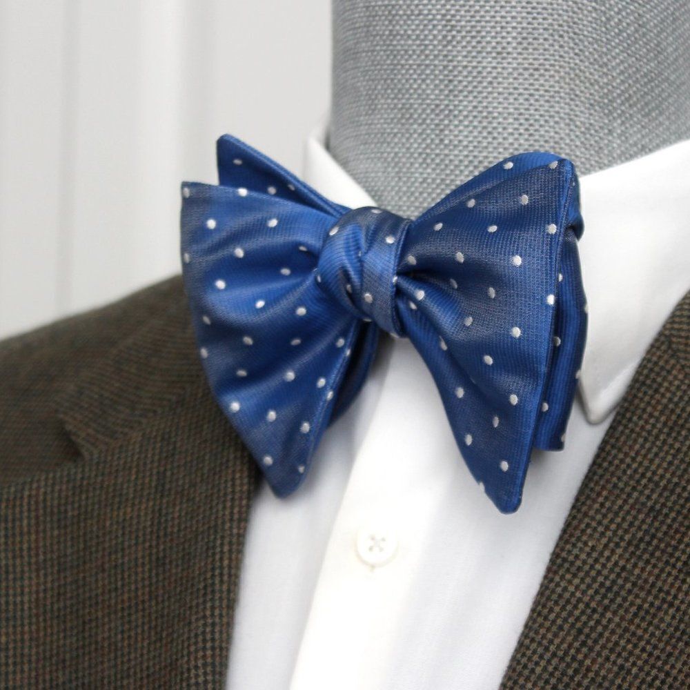 Men's Self tied Bow Tie Blue Polka Dot Bowtie big bow tie Butterfly‎ Bow …